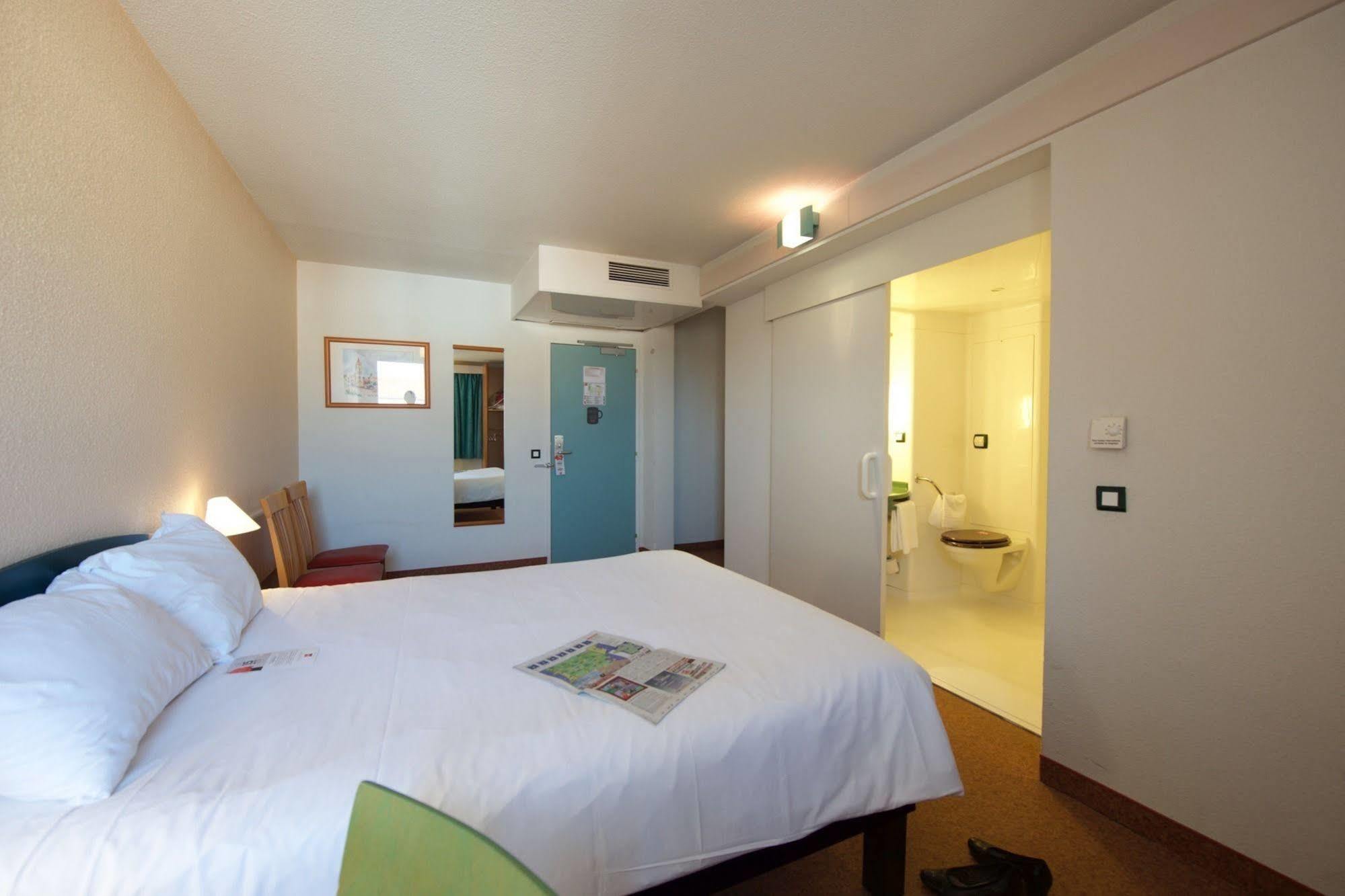 Hotel Ibis Albi Exterior foto